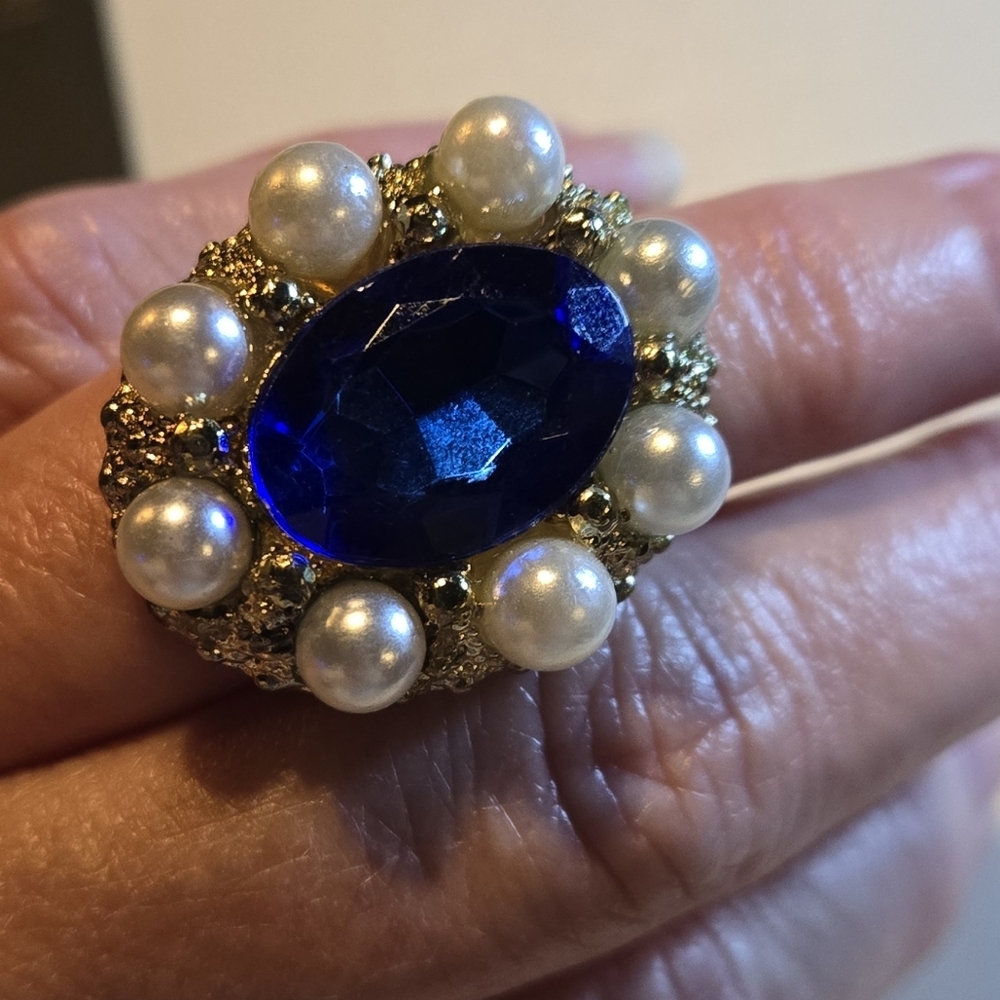 Estate Gold Statenent/Knuckle Ring with Blue Stone and Pearls (adjustable)